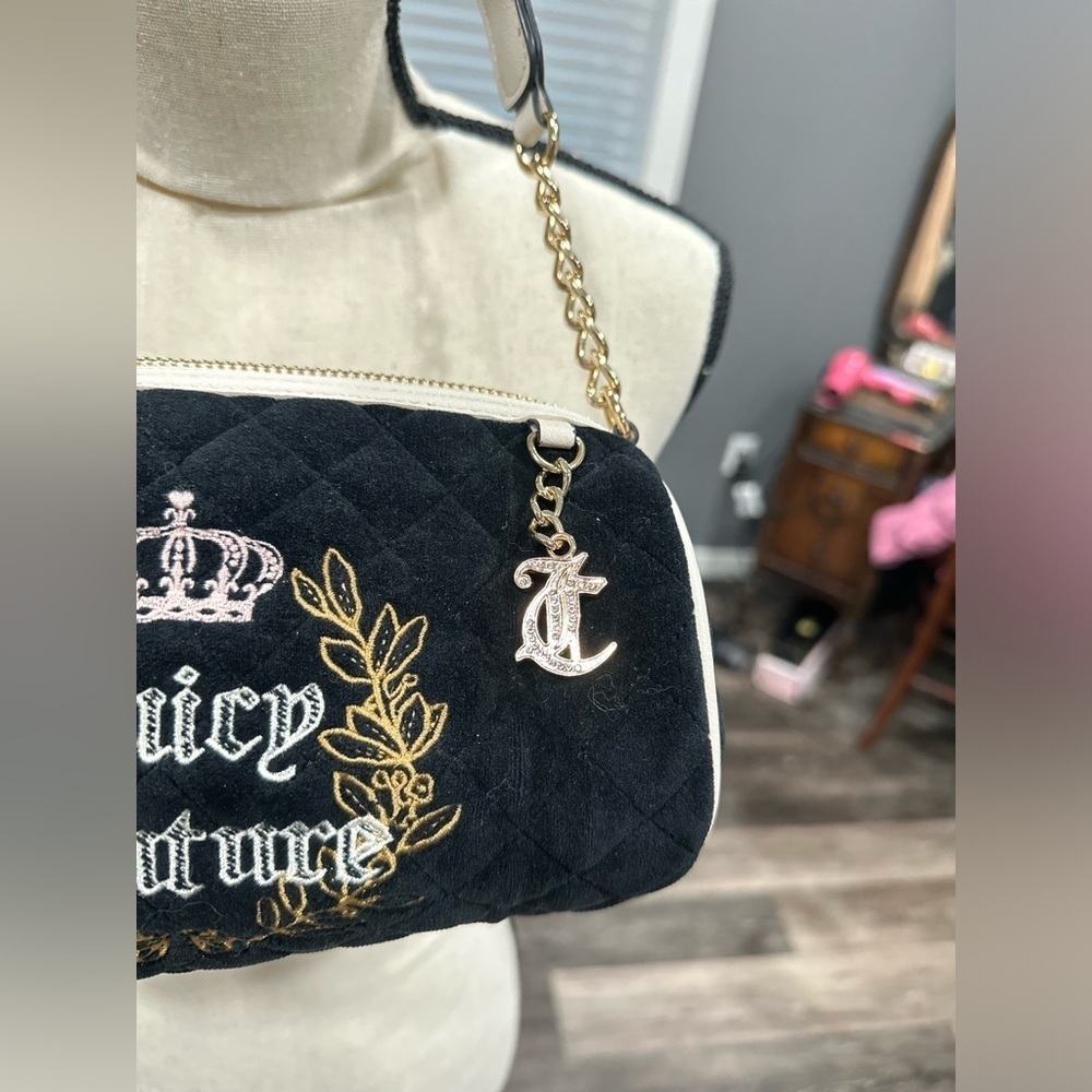 Juicy Couture Royal Moment Shoulder Barrel Mini Bag Black Velour Velvet - Picture 3 of 9